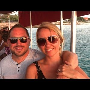 Meet your Posher, Laura